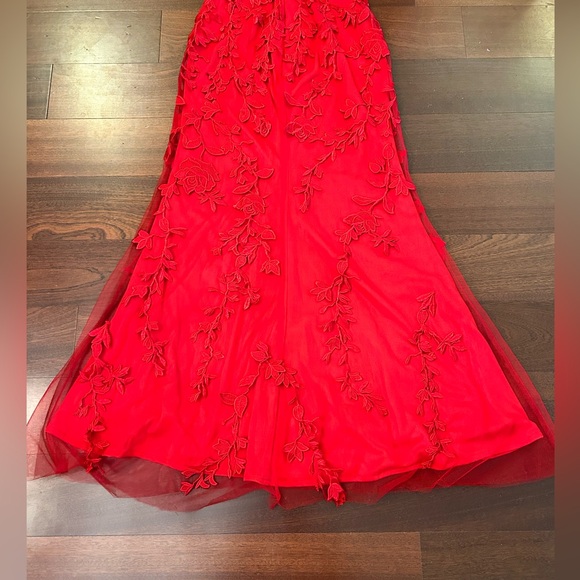 Prom/formal dress- camille la vie, red lace + tulle. hemmed to fit 5”2 person - Picture 5 of 7